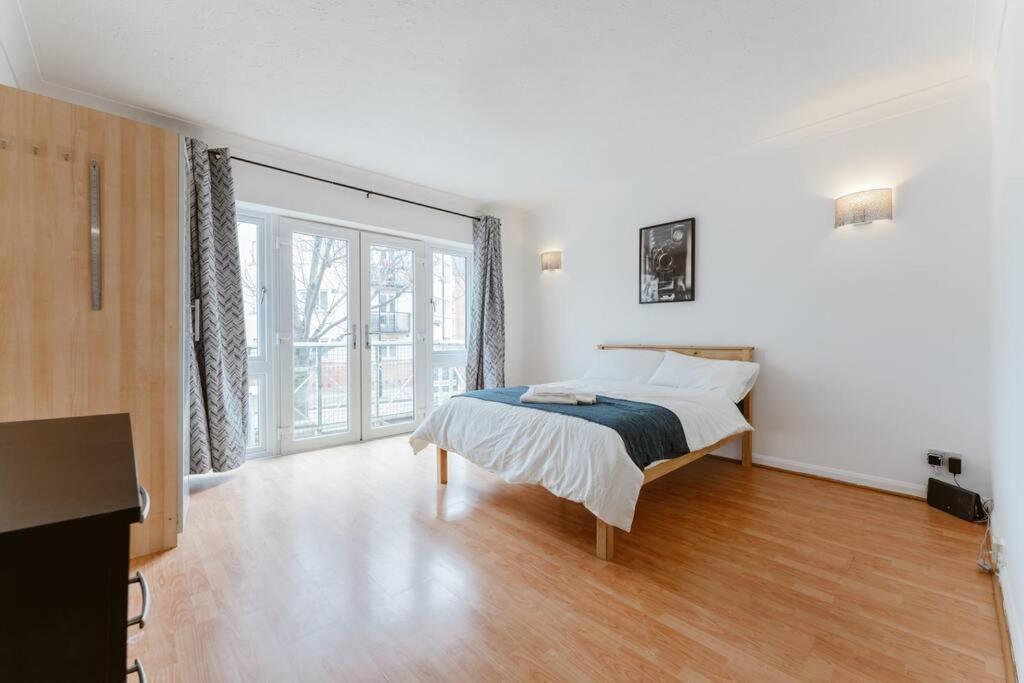 Up To 4 People, Room In A Share House Next To London Bridge Exterior foto
